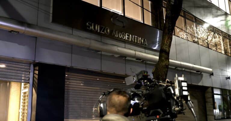La provincia de Santa Cruz resultó ser otro de los grandes clientes de la droguería Suizo Argentina