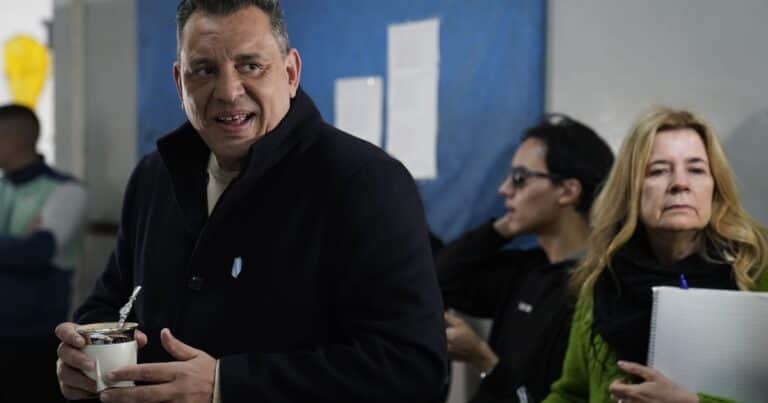 Inesperada respuesta de un candidato de La Libertad Avanza sobre las sospechas de corrupción: «El que las hace, las paga»