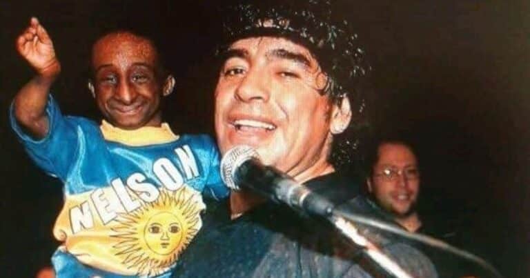 A 19 años de la muerte de Nelson de la Rosa, el día que Maradona lo revoleó por los aires y después lo invitó a una fiesta