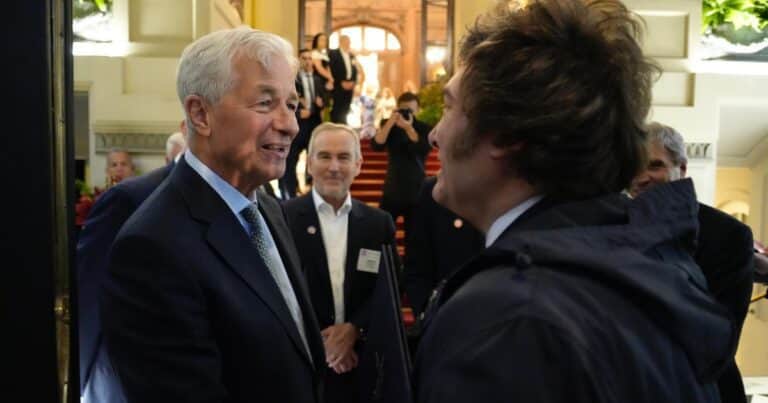 Milei se reunió con el jefe de JP Morgan, el mayor banco de EE.UU.: «Fue una reunión excelente»
