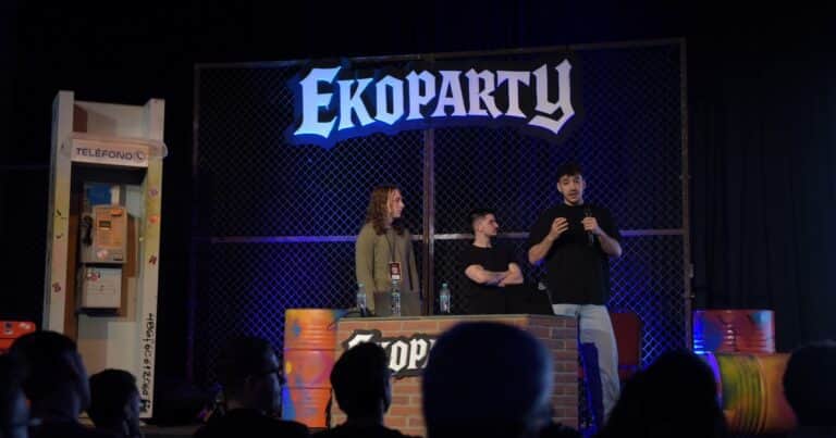 Ekoparty 2025: muestran una computadora cuántica, testean los WiFi públicos y Mercado Libre explica cómo lucha contra el robo de cuentas de empleados
