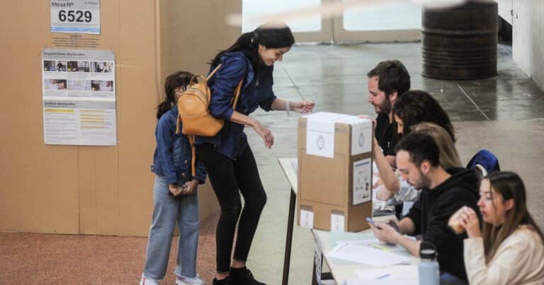 Un gobernador que no presentó candidatos avisó que ya tiene decidido su voto para el domingo
