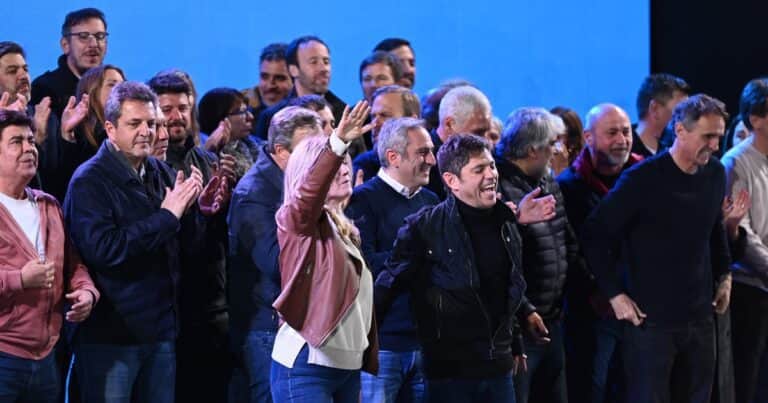 El peronismo se prepara para armar festejos por separado y ya aflora la discusión por el balance del desdoblamiento