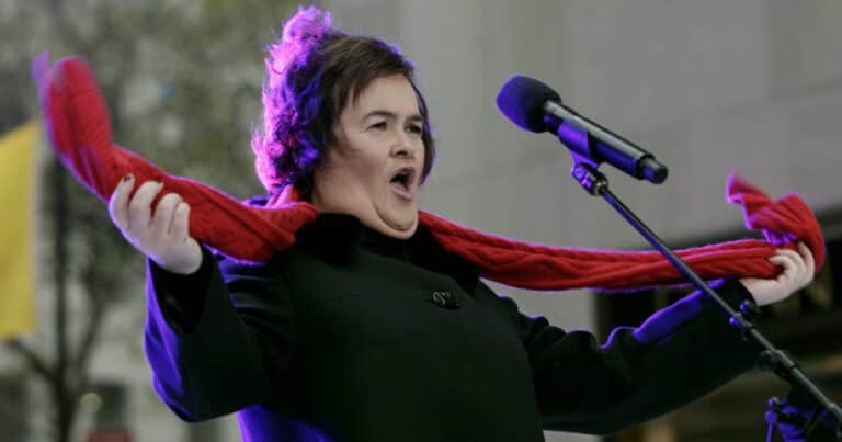 Susan Boyle sorprende a sus fanáticos con un nuevo look que la hace irreconocible
