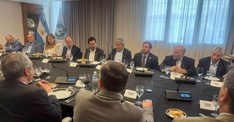Fuerte señal al campo: hasta que no se consolide lo fiscal no habrá baja de retenciones