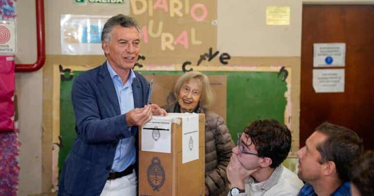 Mauricio Macri le pide a Milei que haga «cambios en serio» y espera que «con una votación pareja el mercado se calme»