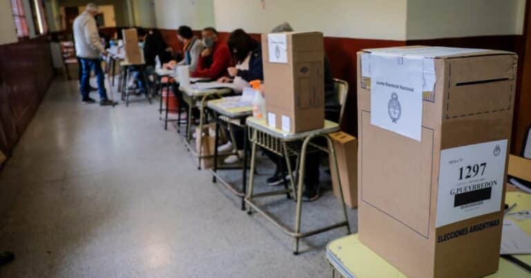 A qué hora termina la veda electoral de las Elecciones 2025