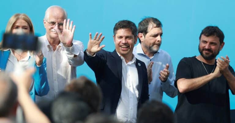 Kicillof cerró la campaña bonaerense del peronismo: «Milei es la estafa más grande de la historia argentina»