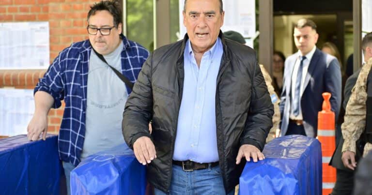 Tras la victoria electoral el Gobierno también dilata la convocatoria a gobernadores: «Hay tiempo hasta diciembre»