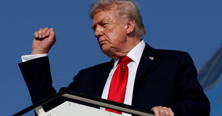 Donald Trump volvió a felicitar a Milei y dijo que era «gran victoria inesperada»