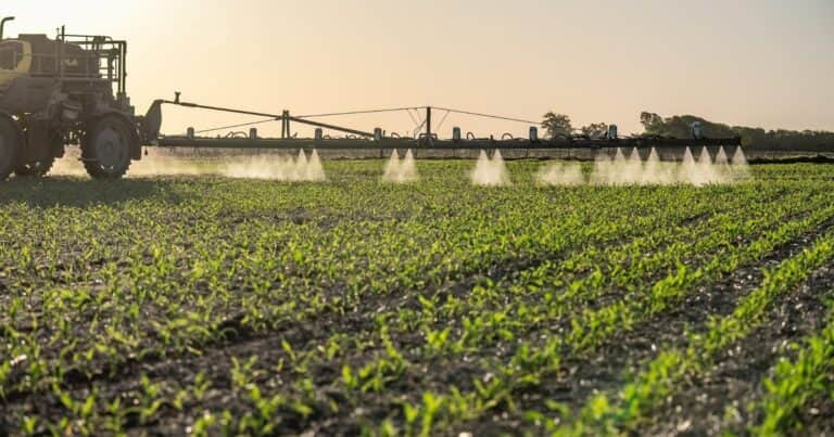 El Consejo Agroindustrial respaldó el proyecto de ley que regula las aplicaciones de agroquímicos