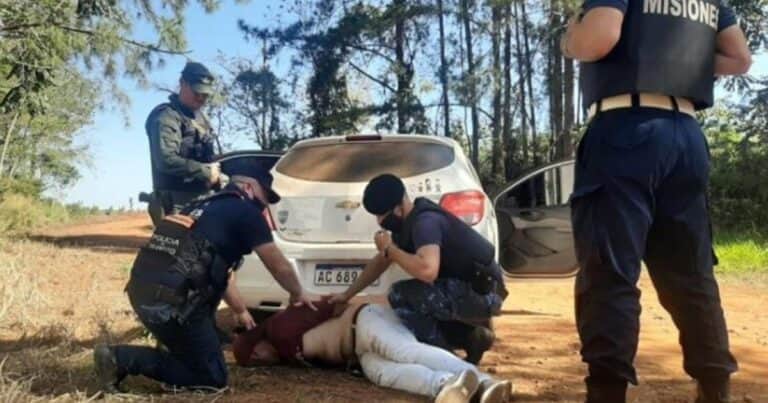 Cayó un peligroso asesino que había escapado de la cárcel: estaba preso por matar a su madrastra tras la difusión de chismes sobre una supuesta infidelidad