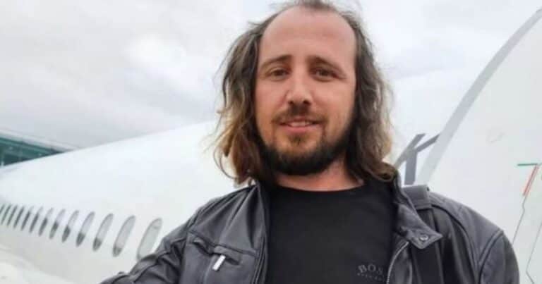 Viajó a otro país para hacerse implantes capilares y dentales y murió en la operación