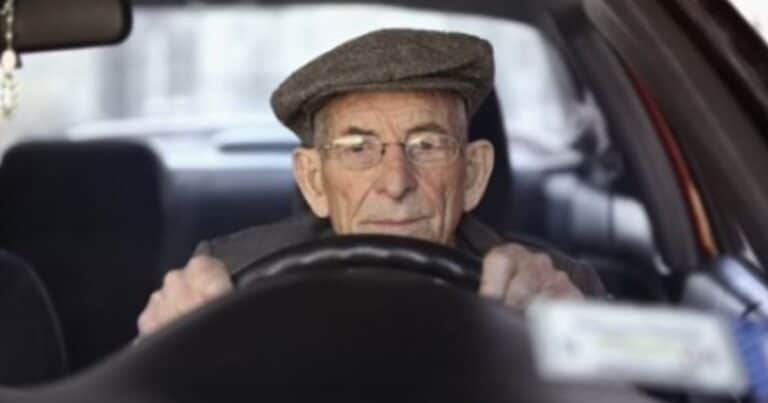 Un abuelo equivocó el camino mientras conducía hacia el médico y terminó en otro país