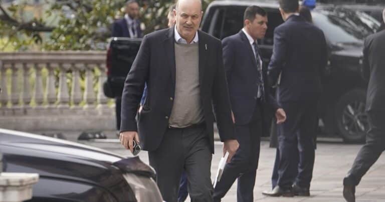 Federico Sturzenegger citó a Jesús multiplicando los panes para responder las críticas a la reforma laboral: «Acá no hay milagros»
