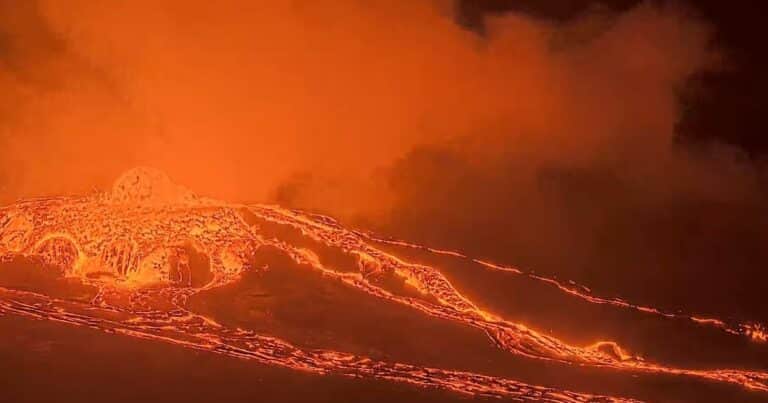 Alerta naranja en Hawái por la entrada en erupción del volcán Kilauea