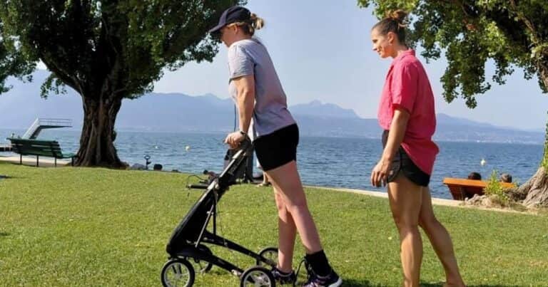 Se fracturó la columna y 14 años después volvió a caminar gracias a la ciencia: solo tiene que pensarlo