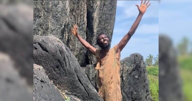 Construyó arcas y convenció a miles para que dejaran sus casas: Ebo Noah, el «Noé africano» que anuncia el fin del mundo
