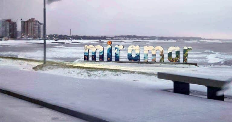 Miramar: una adolescente de 15 años fue maniatada y violada en la playa por un hombre armado con un cuchillo