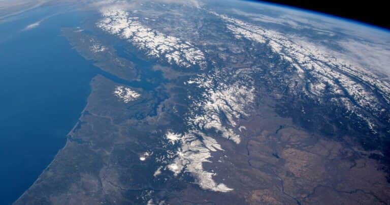 El misterio del origen del agua en la Tierra: el nuevo hallazgo que quiebra la teoría que hasta ahora parecía indiscutible