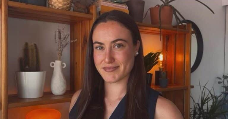 Roser Gort, psicóloga del sueño: “Para lograr dormir bien en verano, lo más importante es evitar tres cosas diarias”
