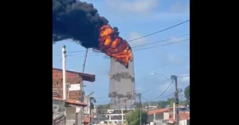 Un incendio destruyó por completo la estatua de Nuestra Señora de Fátima
