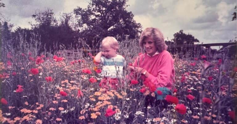 La foto inédita de Lady Di que publicó el príncipe Guillermo para conmemorar el Día de la Madre