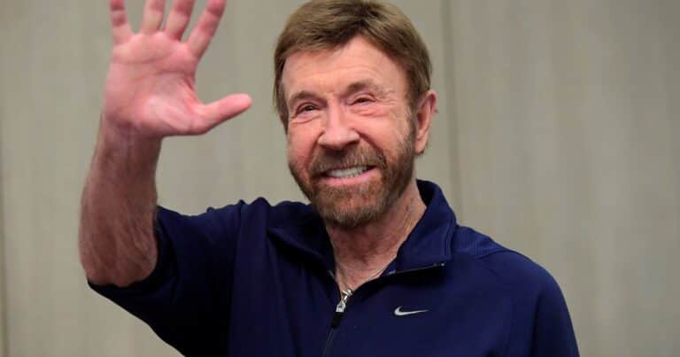 Cuál era el verdadero nombre de Chuck Norris y cómo se ganó su popular apodo
