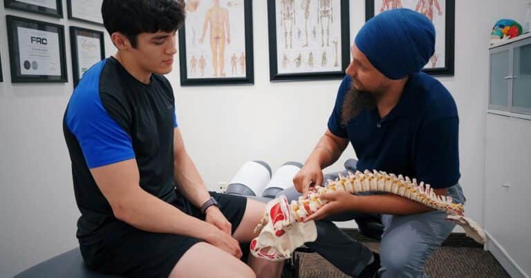 “Uno de cada cinco hombres mayores de 50 años sufrirá una fractura”: así es la osteoporosis masculina