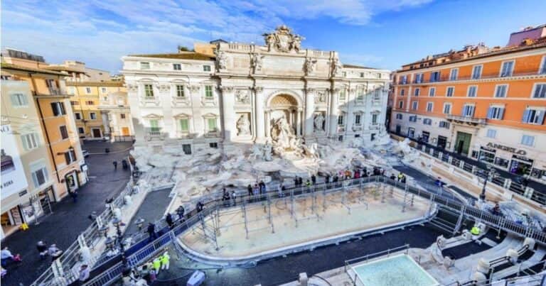 La Fontana de Trevi recaudó medio millón de dólares en su primer mes cobrando entrada