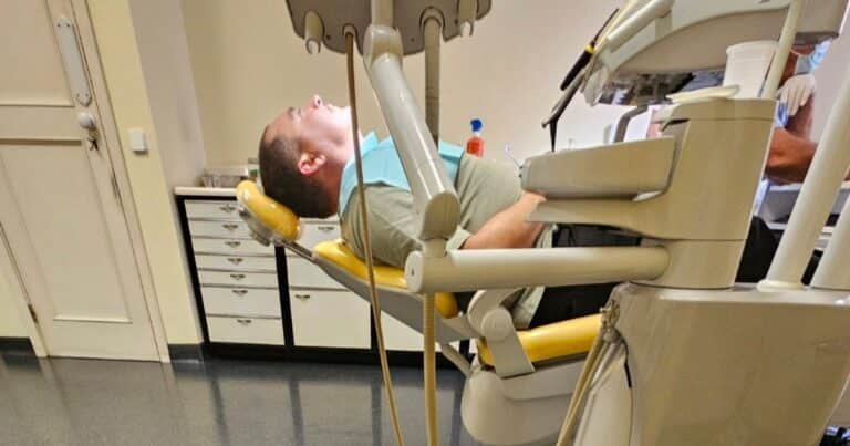 Pensó que tenía caries y tras un chequeo descubrió una grave enfermedad: «Nunca ignores un dolor de dientes»