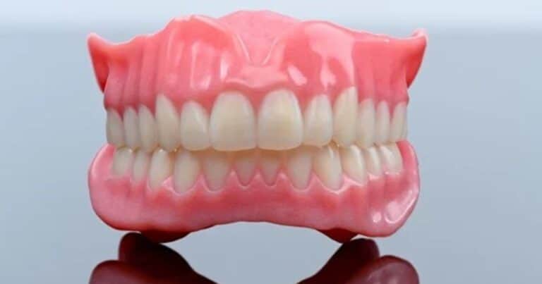 Europa aprobó las dentaduras 3D: qué podés imprimir hoy en casa para cuidar tu salud