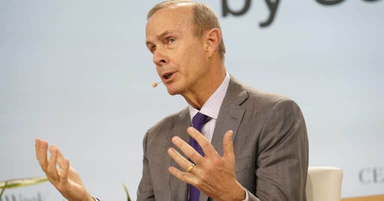 Chevron pone a Argentina en el centro del mapa energético y elogia las reformas de Javier Milei