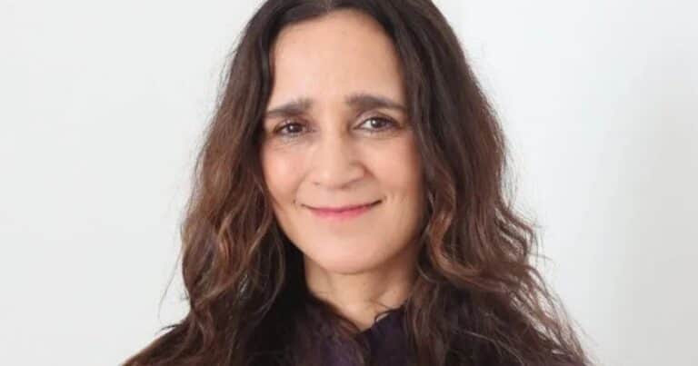 Julieta Venegas publica su primer libro: ‘Norteña’, una autobiografía sobre sus inicios