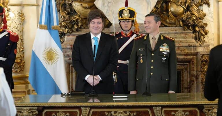 La nueva obra social de las Fuerzas Armadas arranca el 1° de abril y prometen regularizar en forma «gradual» los pagos a prestadores