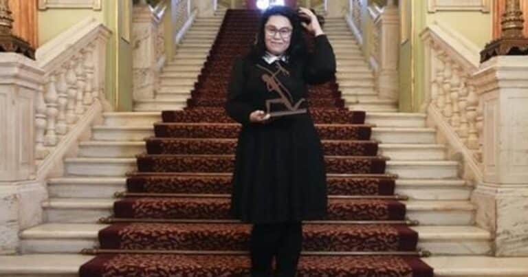 La escritora mexicana Elma Correa ganó el Premio Biblioteca Breve 2026