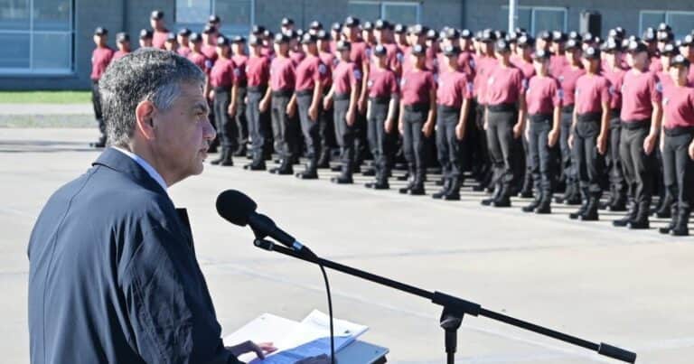Jorge Macri planteó una política de mano dura contra el delito ante los futuros policías de la Ciudad: «La época del vale todo se terminó»