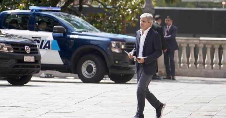 Cepo a las paritarias: el Gobierno fija un techo del 2% y bloquea acuerdos salariales superiores