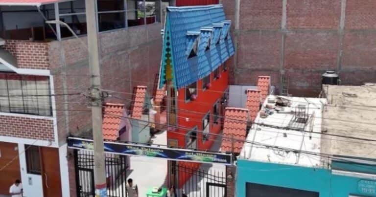 Es la casa más estrecha del mundo: tiene solo 63 centímetros de ancho
