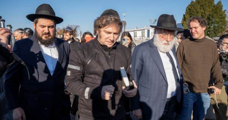 Javier Milei y sus medidas, EN VIVO: el Presidente visita la tumba del Rebe de Lubavitch, uno de los rabinos más influyentes del siglo XX