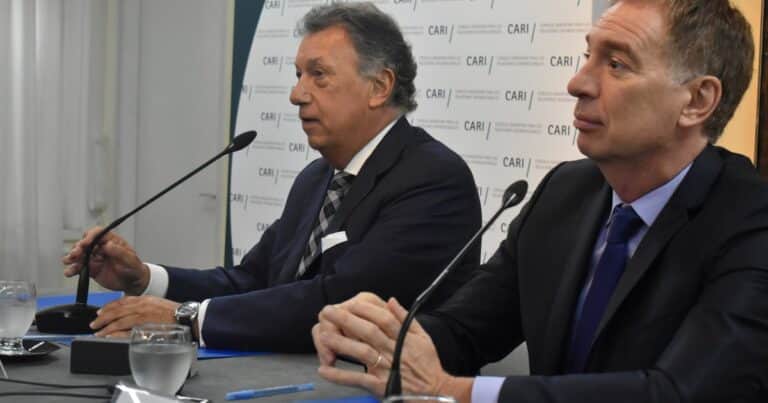 El Gobierno buscará cambiar la Boleta Única para que el nombre de Milei pueda arrastrar las candidaturas de diputados y senadores