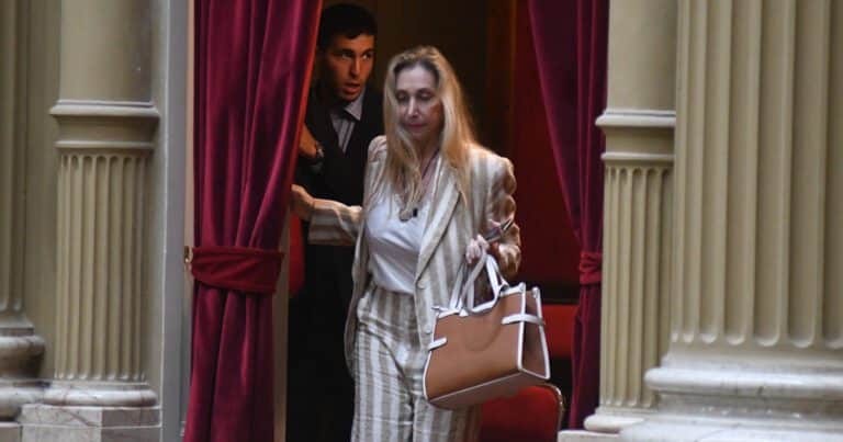 «Conmigo no tienen nada que arreglar, están en manos de la Justicia», la dura respuesta de Karina Milei al abogado de Chiqui Tapia por la causa AFA
