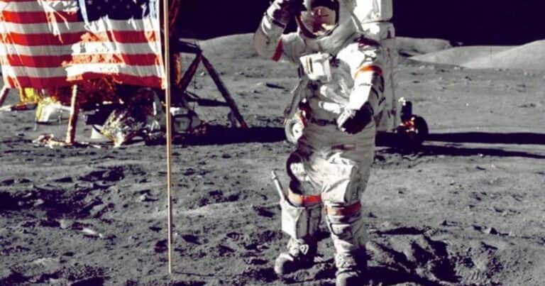 La NASA redefine su estrategia y anuncia que construirá una base permanente en la Luna