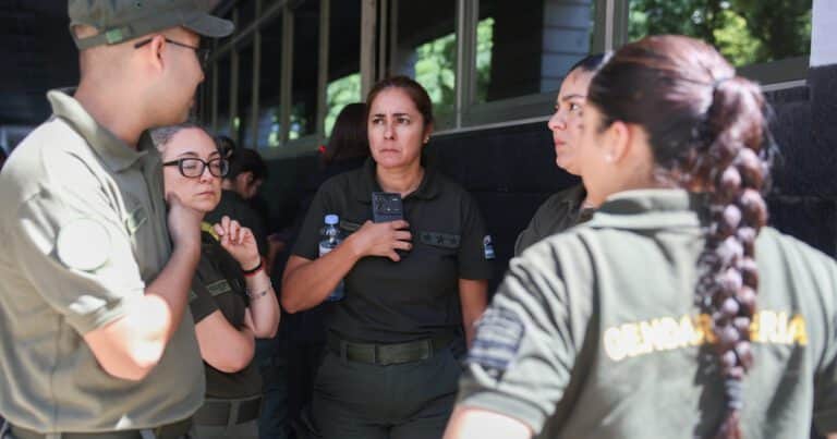 El Gobierno dio el primer paso para privatizar la obra social de las fuerzas de seguridad
