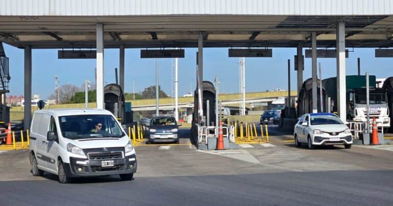 Aumentan los peajes en Panamericana y Acceso Oeste: cuánto costarán desde el 7 de marzo con y sin TelePASE