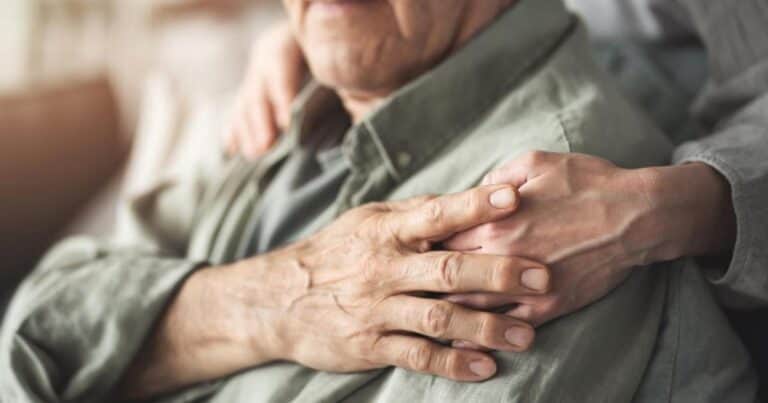 Louisa Nicola, neurocientífica: «El 95% de los casos de Alzheimer se podrían haber evitado: no es una enfermedad genética, sino del estilo de vida»