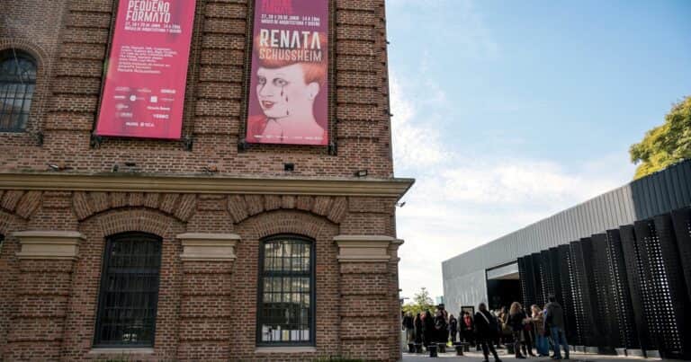 Arte Pequeño Formato: duplicada, regresa la feria que anima a nuevos compradores