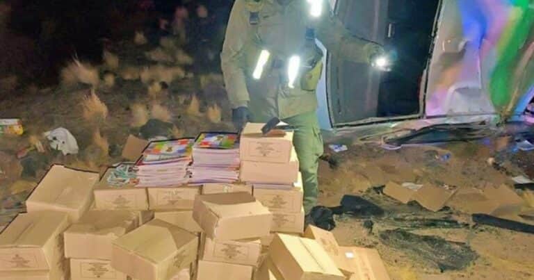 Quería contrabandear álbumes y figuritas del Mundial, pero se emborrachó, intentó evadir un control de Gendarmería y terminó volcado