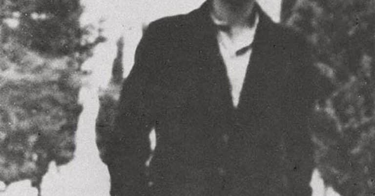 Reeditan ‘Cancionero’ y romancero de ausencias, la gran obra final de Miguel Hernández