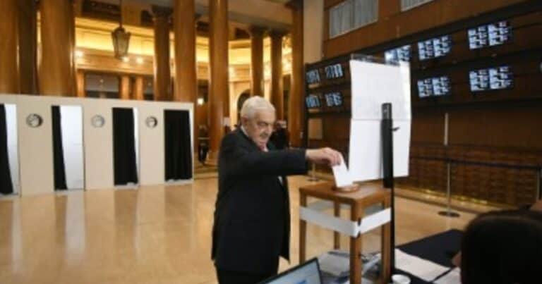 Elecciones en la Bolsa: perdió la oposición y Adelmo Gabbi logra mantenerse al frente una vez más